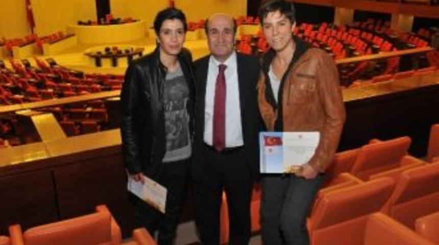 Yenimahalle Hentbol Takımı Meclis&rsquo;te