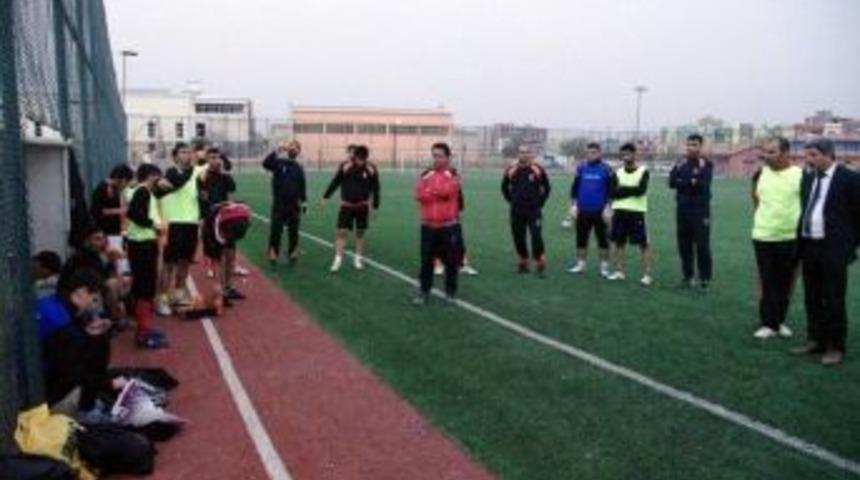 Viranşehirli Futbolcular İlgisizlikten Şikayet&ccedil;i