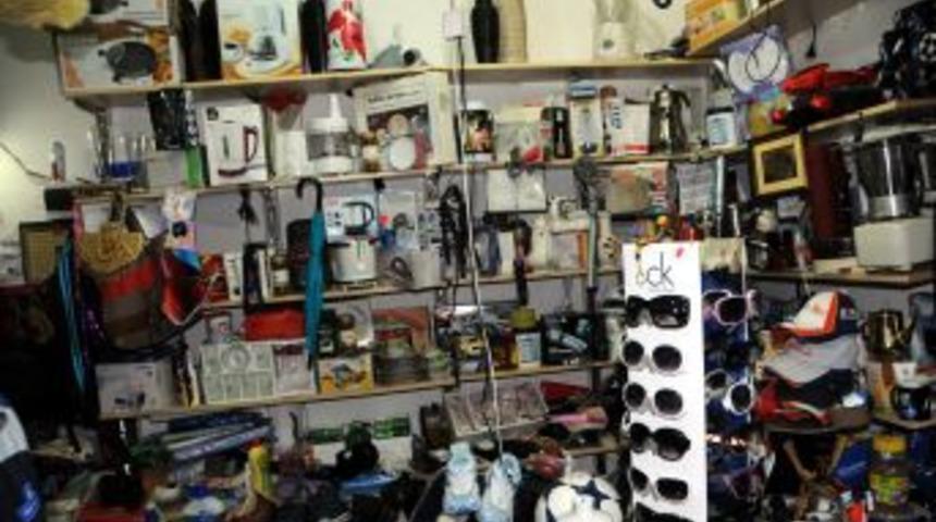 Havalimanında Unutulan Eşyalar Satışa Çıkarıldı