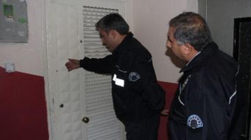 "Oğlum beni &ouml;ld&uuml;r&uuml;yor" dedi polise kızdı