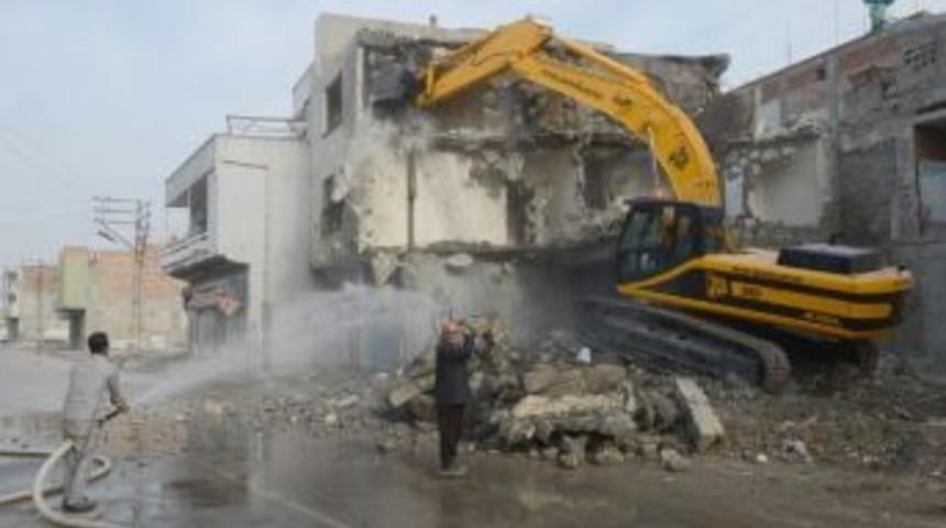 Adana'da Bulvar A&ccedil;ma &Ccedil;alışmaları