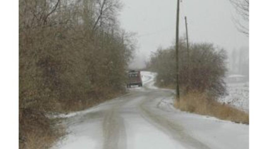 Van'da Karla Birlikte Dolu Yağdı