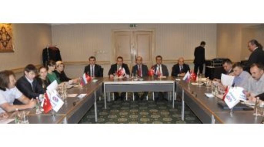 Sanko Makina, Rusya'daki Mst Bayileri İle Toplantı D&uuml;zenledi