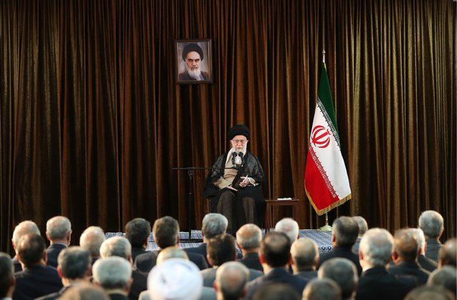 İran dini lideri, ABD'yle müzakerelere son noktayı koydu: ABD'ye güven olmaz