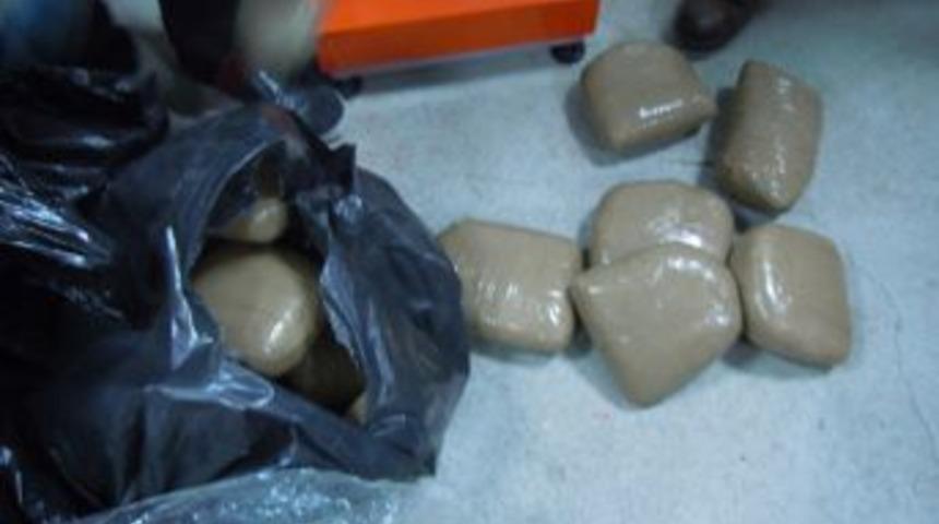 İki Operasyonda 717 Kilo Uyuşturucu Ele Ge&ccedil;irildi