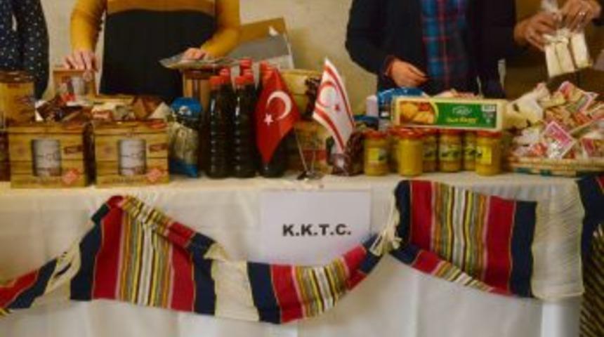 Dışişleri Mensupları Eşlerinin Kermesi BM Kokteyli Gibi Ge&ccedil;ti