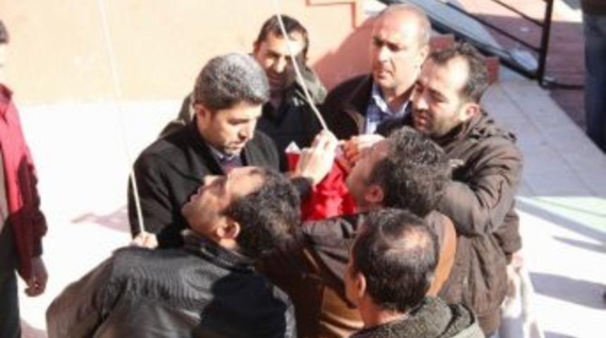 Bdp Kongresinde T&uuml;rk Bayrağı Krizi