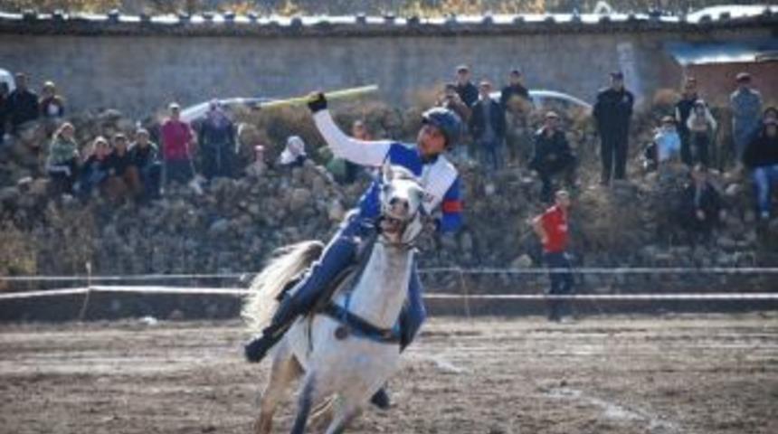 T&uuml;rkiye Atlı Cirit Finalleri Hasankeyf&rsquo;te Yapıldı