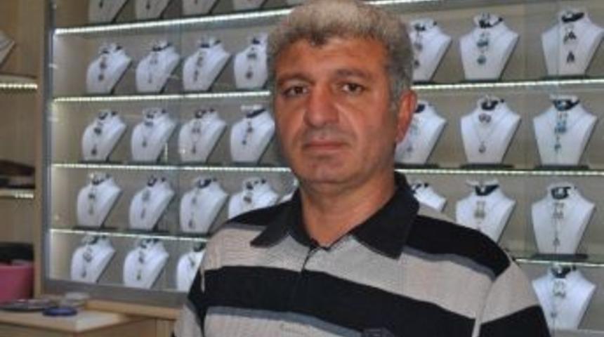 Dolandırıcılar i&ccedil;in bankadan kredi &ccedil;ekti