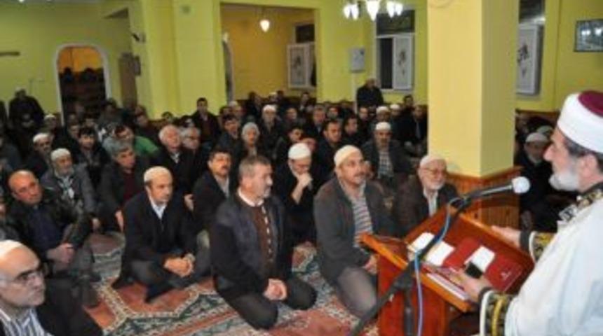 Emrullah Hatipoğlu Alaplı Sanayi camisinde sohbet yaptı