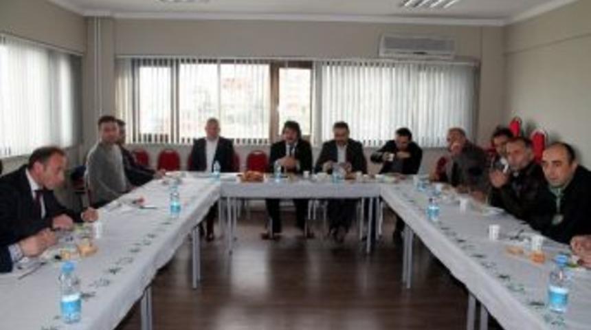 T&uuml;msiad &Uuml;yeleri Sabah Kahvaltasında Bir Araya Geldi