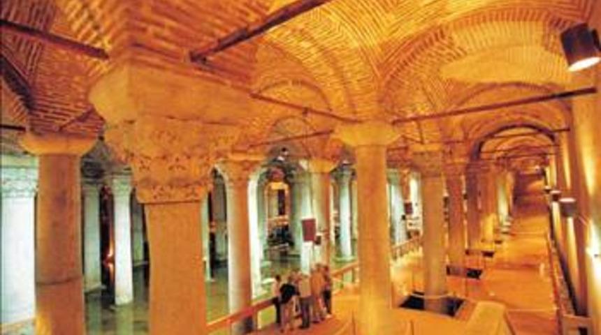 İstanbul'un bilinmeyen y&ouml;nleri