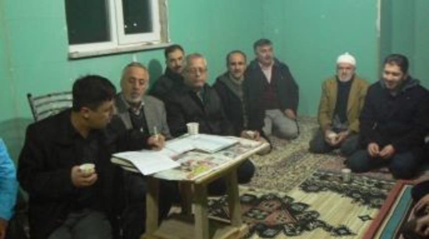 Yeşilkent Mahallesi Yeni Bir Cami İ&ccedil;in Kolları Sıvadı