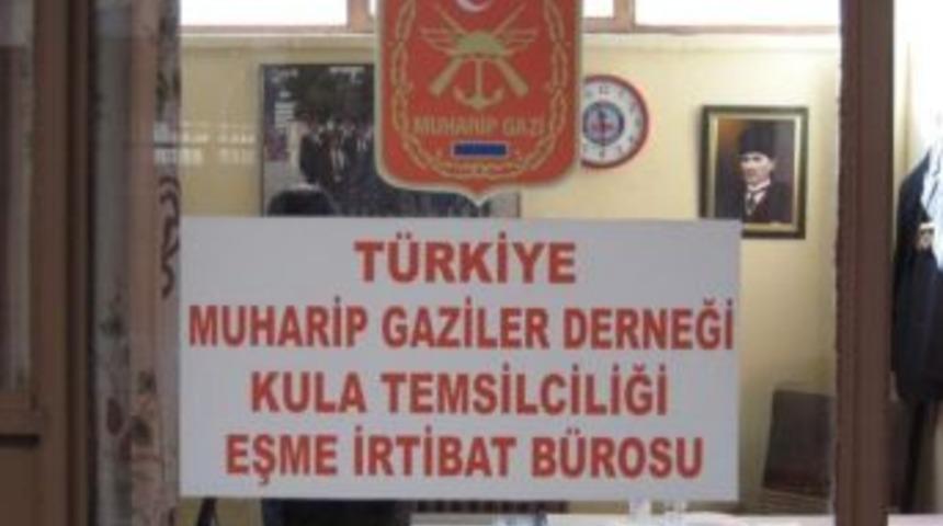 Eşme Kaymakamı Halim&rsquo;den Gazilere Ziyaret