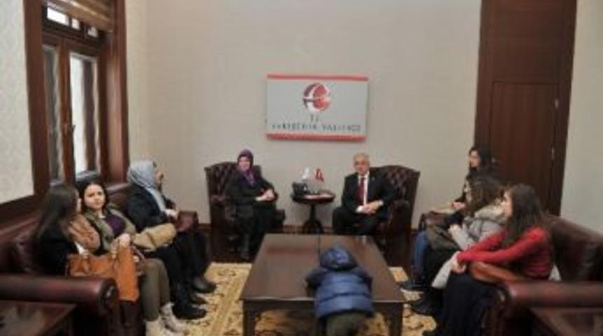 Bosnalı Çocuklar Vali Tuna’yı Ziyaret Etti