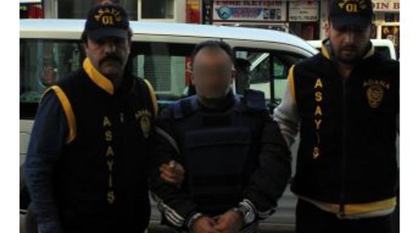 Doktor Ve Eşini &Ouml;ld&uuml;rd&uuml;ğ&uuml; Iddia Edilen Zanlı Polise Teslim Oldu