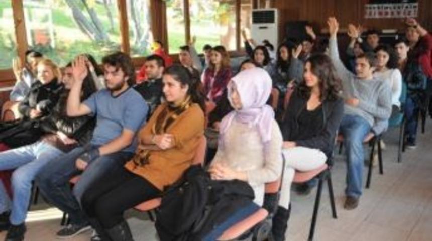 Gen&ccedil;ler Başkanlarını Se&ccedil;ti