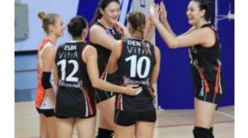 Acıbadem Bayanlar Voleybol Ligi