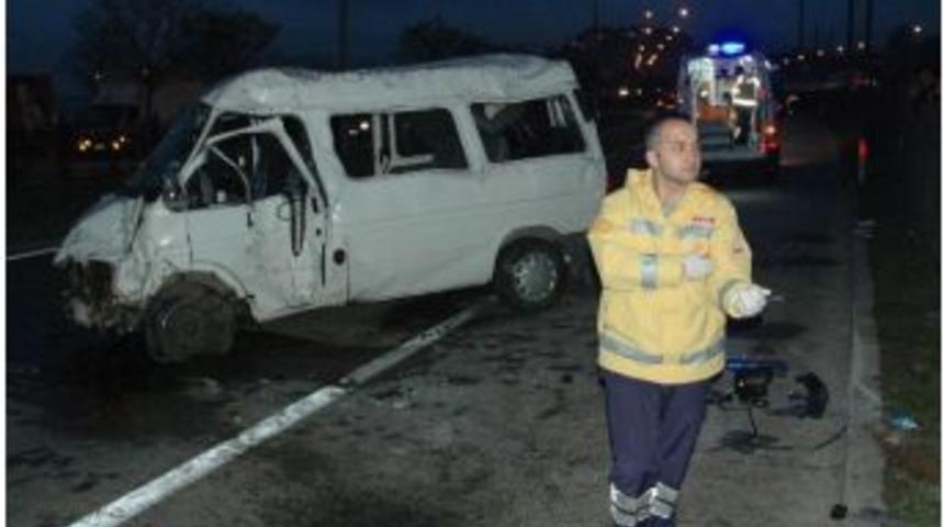 &Ouml;ğrenciler &Ouml;l&uuml;mden D&ouml;nd&uuml;: 13 Yaralı