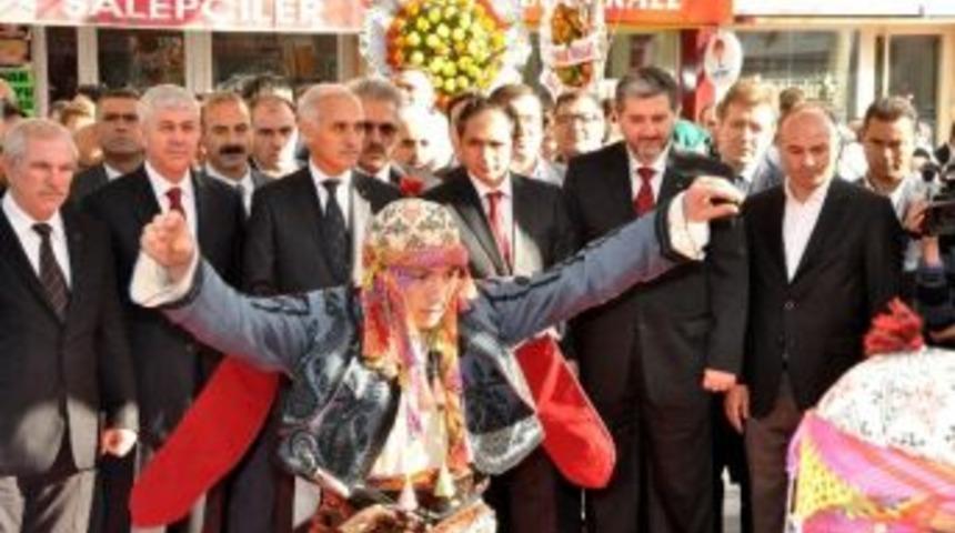 M&uuml;siad Uşak Şubesi T&ouml;renle A&ccedil;ıldı