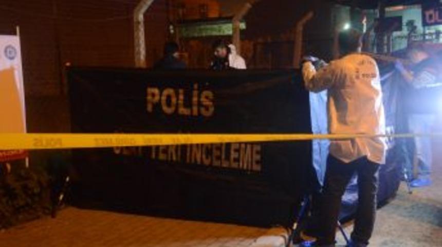 İzmir'de Ş&uuml;pheli &Ouml;l&uuml;m