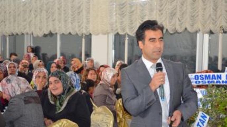 Saim Orhan Bu Kez Yetim &Ouml;ğrenciler I&ccedil;in Gezdi