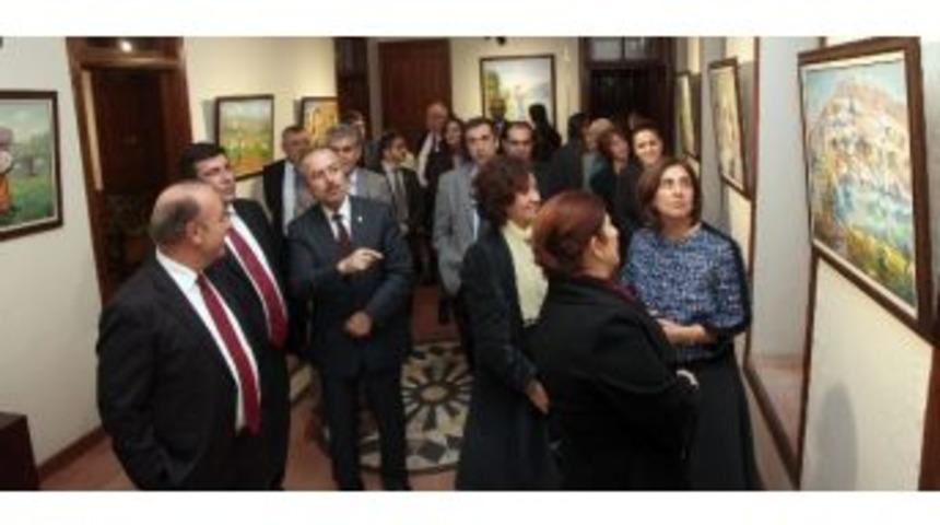 Akademisyen Nuray Coşkun&rsquo;dan Anlamlı Sergi