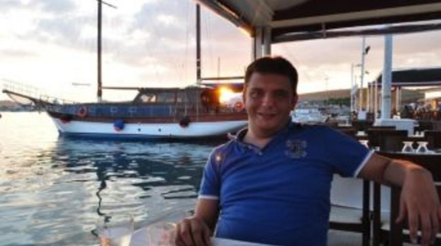 M&uuml;şterilerin paralarıyla bahis oynadı