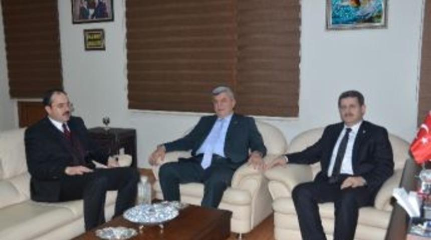 Başkan Civelek Ve Karaosmanoğlu&rsquo;ndan Başkan Ayaz&rsquo;a Baş Sağlığı Ziyareti