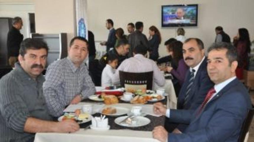 T&uuml;rk Eğitim-sen Kozlu Şubesi Y&ouml;netim Kurulu Oluşturuldu