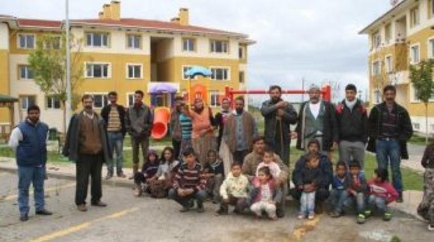 Altınova&rsquo;da Toki Evleri Sahiplerini Bulacak