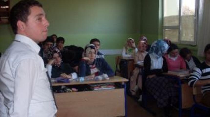 Uzunk&ouml;pr&uuml;'de &Ouml;ğrencilere Aıds Anlatıldı