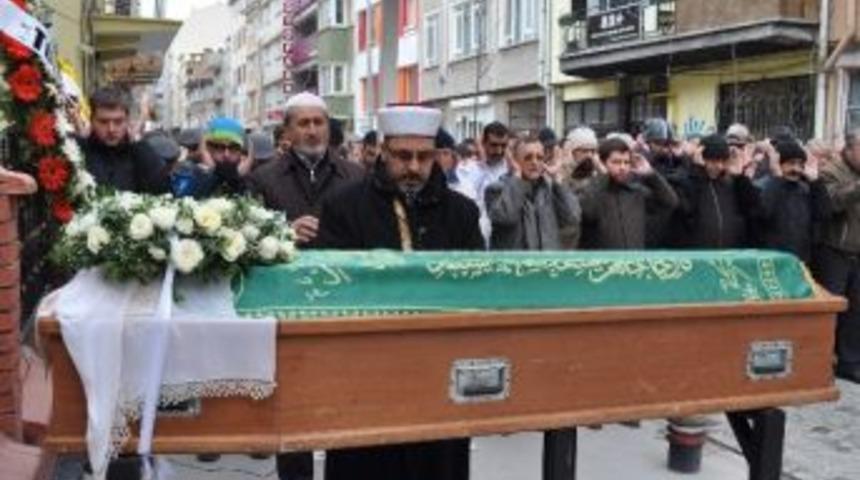 Sinema Sanat&ccedil;ısı Pekin Son Yolculuğuna Uğurlandı