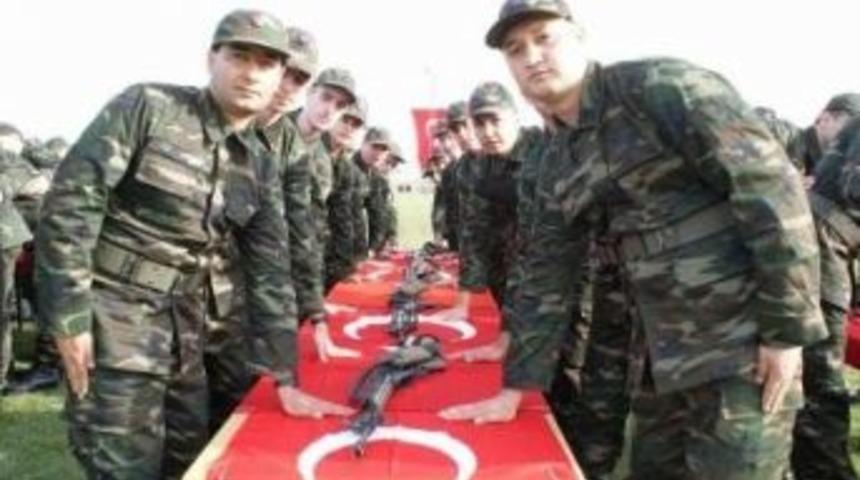 93/4 Tertip Acemi Erler Kırkağa&ccedil;'ta Yemin Etti