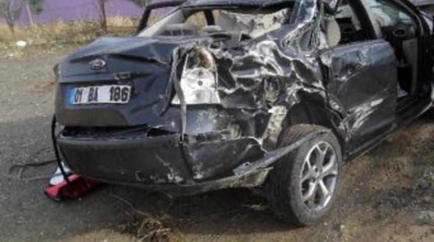 Kovancılar&rsquo;da Trafik Kazası: 1 &Ouml;l&uuml;, 1 Yaralı