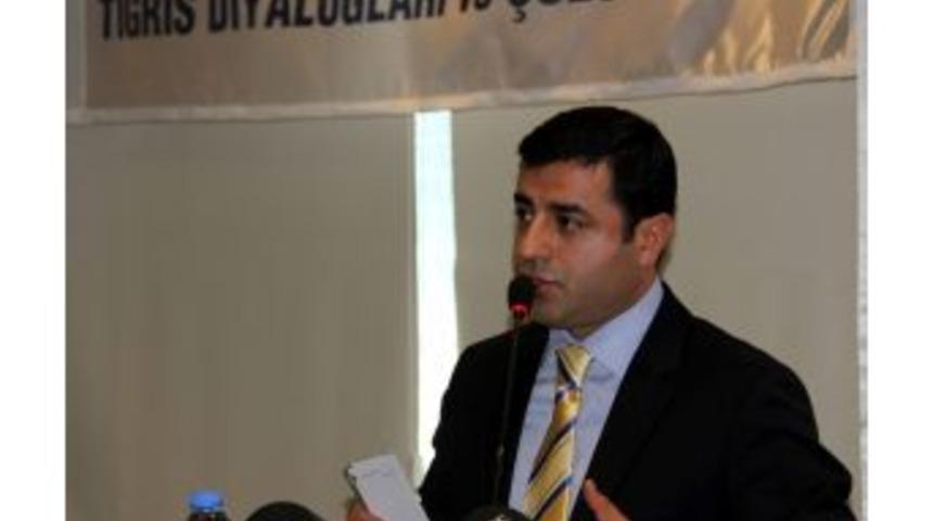 BDP&rsquo;li Demirtaş: K&uuml;rtler I&ccedil;in &ldquo;ayrılmak&rdquo; Ve &ldquo;bağımsızlık&rdquo; Bir Se&ccedil;enektir