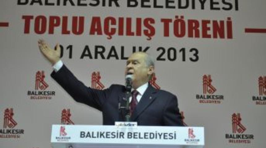 MHP Genel Başkanı Bah&ccedil;eli: 'T&uuml;rk Yoktur' Diyen Belasını Mutlaka Bulacak