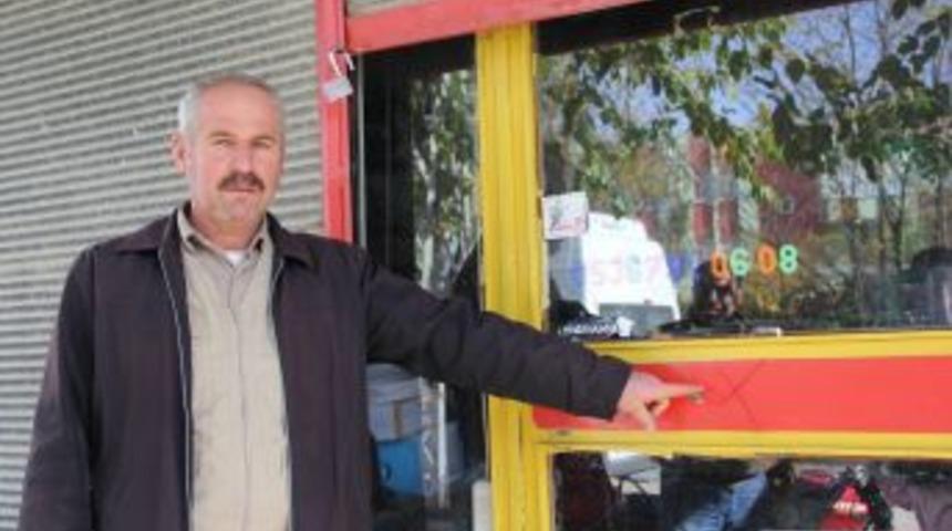 Evleri Işaretlenen Alevi Vatandaşlar Yol Kapattı