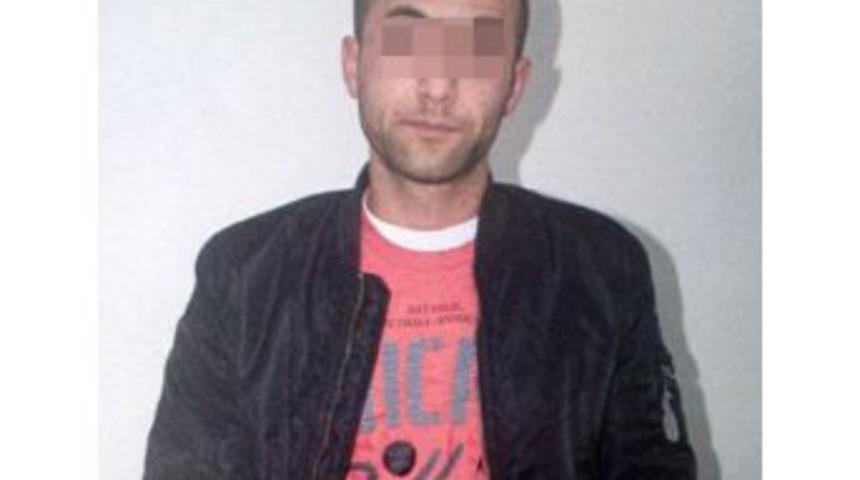 Tartıştığı Arkadaşını Bı&ccedil;aklayarak &Ouml;ld&uuml;rd&uuml;