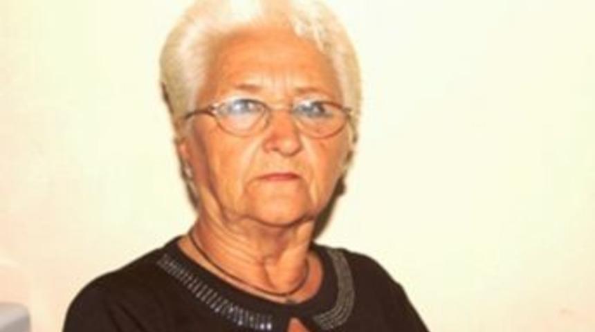 Ayvalık&rsquo;ta Bayan Muhtarın Ev Ve İşyerine Saldırı