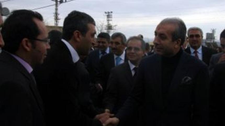 Bakan Eker, Organik Zeytin Şenliği&rsquo;ne Katıldı