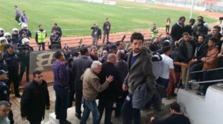 Aydınspor 1923-pendikspor Ma&ccedil;ının Devre Arasında Gerginlik