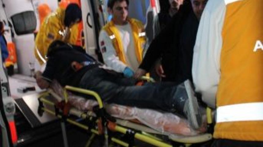 "yan Baktın" Kavgasında Bı&ccedil;aklandı