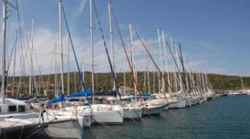 Bir Yat 30 Turiste Bedel