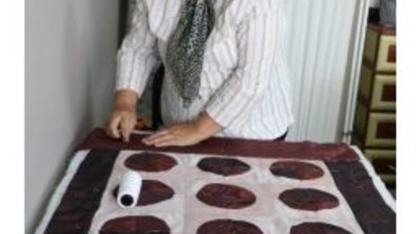 Ko-mek Kursiyerleri Sa&ccedil;aklama Tekniğiyle Tanıştı