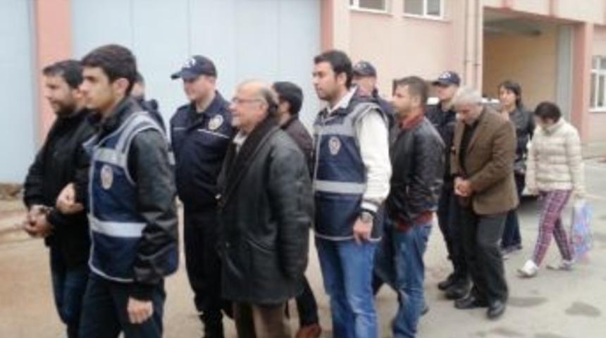 Kocaeli'de Siber Polisinden B&uuml;y&uuml;k Operasyon