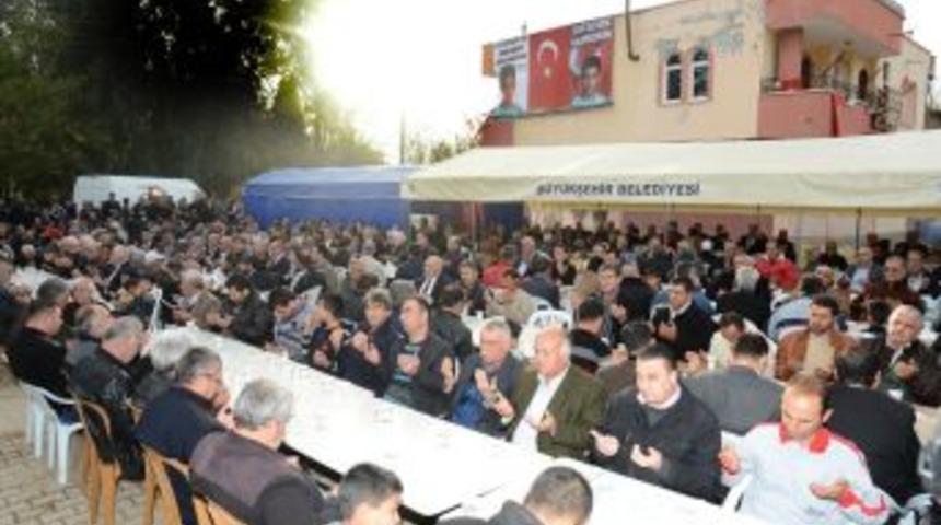 Ter&ouml;r &Ouml;rg&uuml;t&uuml; Yandaşlarının Taşlı Saldırısından &Ouml;len Şof&ouml;r I&ccedil;in Mevlit Okutuldu