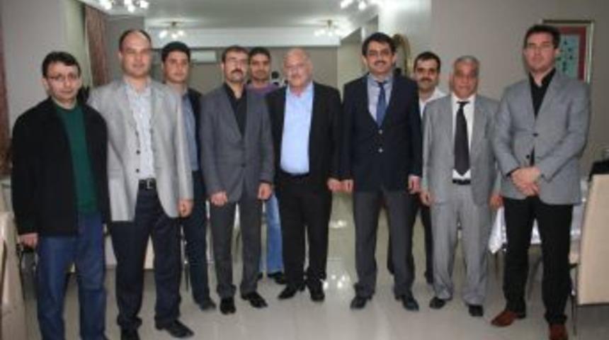 Dershanelerin Kapatılmasına Tarsus'tan Da Tepki Geldi