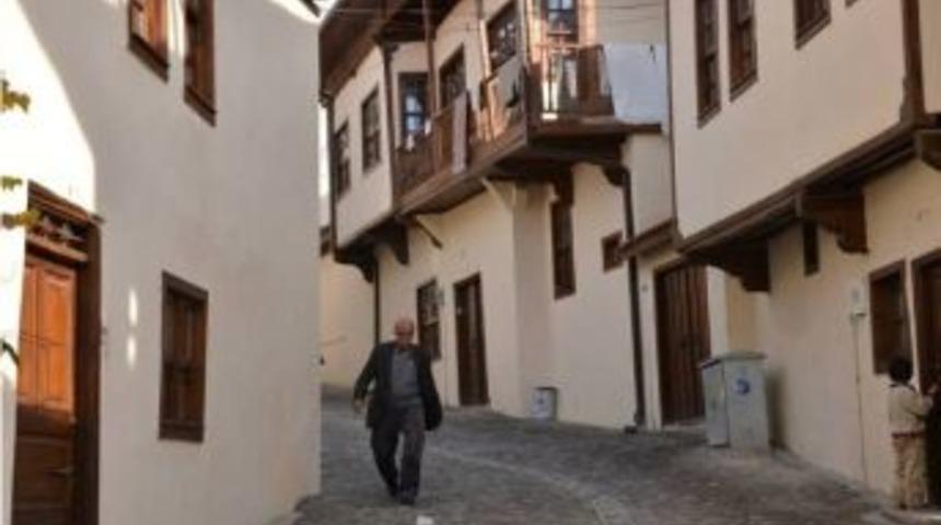 Tarihi Yerler Fotoğraflandı