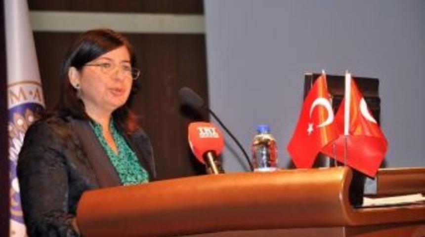 S&uuml;rg&uuml;ndeki T&uuml;rkler